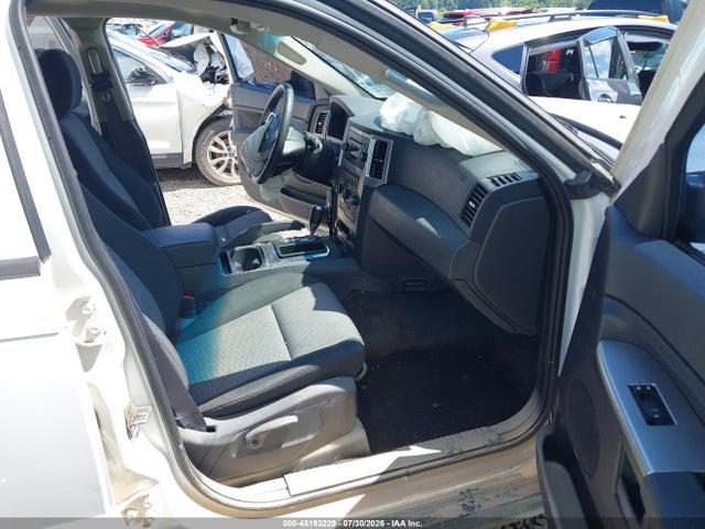 45193229 :رقم المزاد ، 1J8GR48K08C238984 vin ، 2008 Jeep Grand Cherokee Laredo مزاد بيع