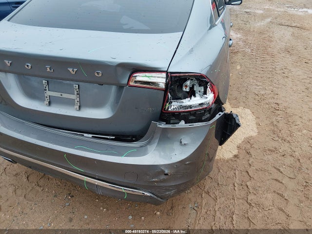 Aukcja sprzedaży 2018 Volvo S60 Inscription T5 Platinum, vin: LYV402TMXJB158605, numer aukcji: 45193274