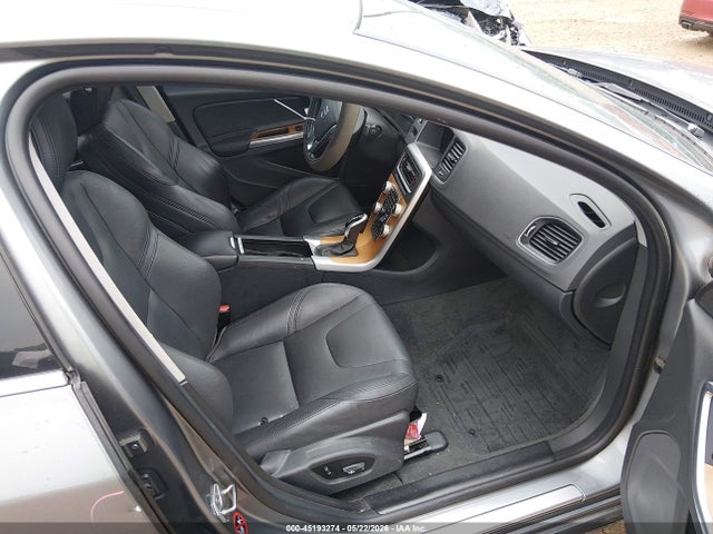 Aukcja sprzedaży 2018 Volvo S60 Inscription T5 Platinum, vin: LYV402TMXJB158605, numer aukcji: 45193274