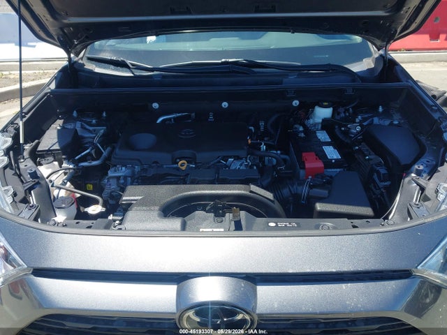 2T3C1RFV8MC136557 Toyota Rav4 Xle Premium