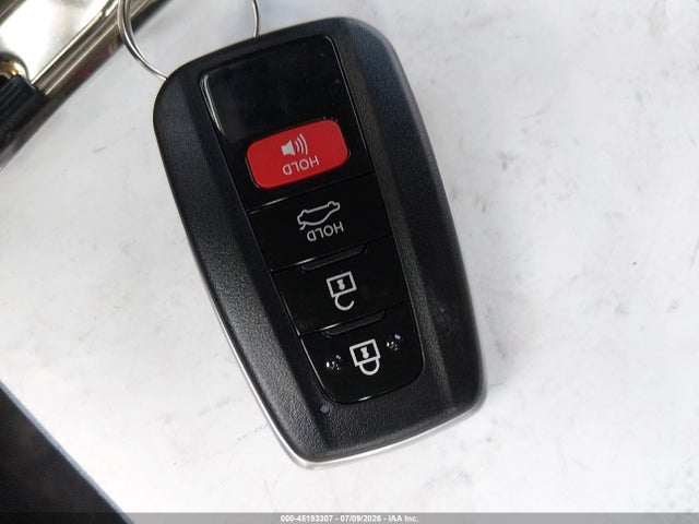 2T3C1RFV8MC136557 Toyota Rav4 Xle Premium
