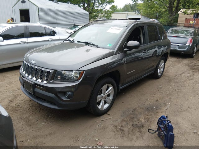 45193310 :رقم المزاد ، 1C4NJDBB5GD797146 vin ، 2016 Jeep Compass Sport مزاد بيع