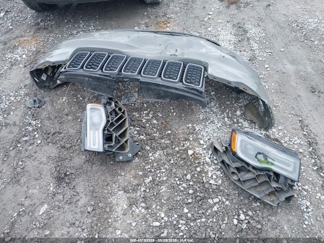1C4RJFLG8MC677379 Jeep Grand Cherokee Trailhawk 4x4