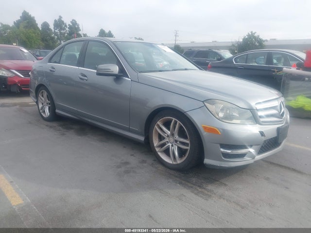 Auction sale of the 2013 Mercedes-benz C 250 Sport, vin: WDDGF4HB8DR263225, lot number: 45193341