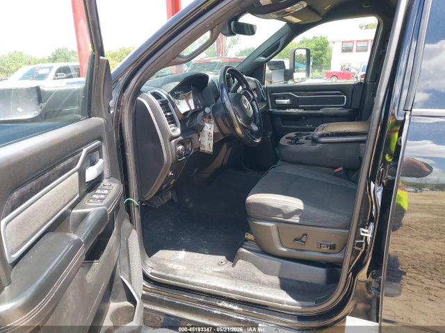 45193347 :رقم المزاد ، 3C63RRHL1NG160453 vin ، 2022 Ram 3500 مزاد بيع
