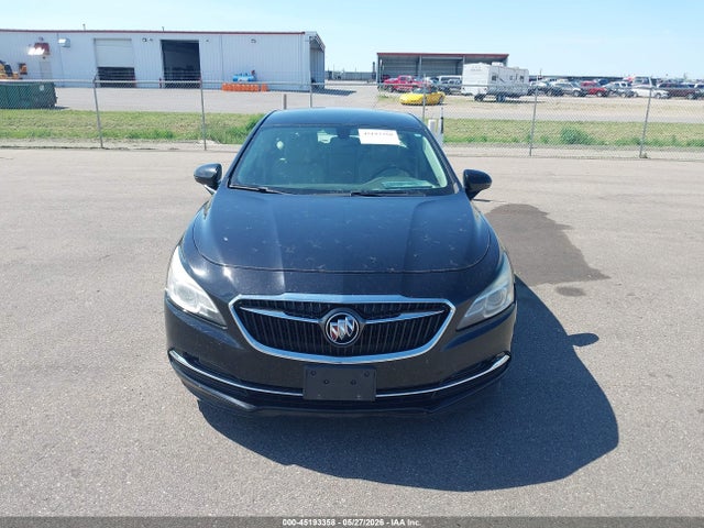 1G4ZP5SS5HU209054 Buick Lacrosse Essence