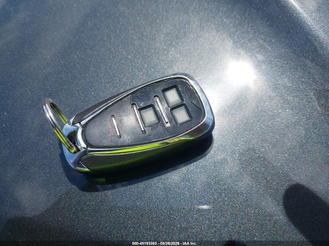 Продажа на аукционе авто 2019 Chevrolet Equinox Lt, vin: 2GNAXKEV4K6104282, номер лота: 45193363