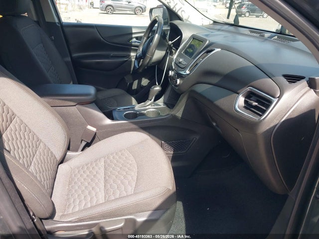 Продажа на аукционе авто 2019 Chevrolet Equinox Lt, vin: 2GNAXKEV4K6104282, номер лота: 45193363