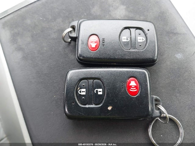 Продажа на аукционе авто 2012 Toyota Prius V Five, vin: JTDZN3EU7C3111735, номер лота: 45193376