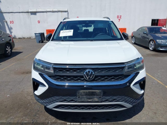 Продаж на аукціоні авто 2023 Volkswagen Taos 1.5t S, vin: 3VVDX7B29PM320253, номер лоту: 45193400