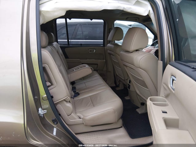 45193435 :رقم المزاد ، 5FNYF3H90BB028200 vin ، 2011 Honda Pilot Touring مزاد بيع