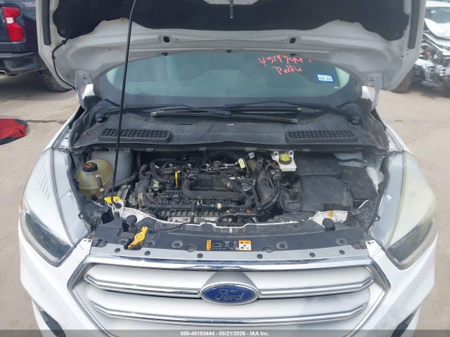Продаж на аукціоні авто 2018 Ford Escape Se, vin: 1FMCU0GD9JUA75621, номер лоту: 45193444