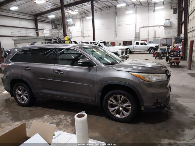 Aukcja sprzedaży 2015 Toyota Highlander Xle V6, vin: 5TDJKRFH9FS213745, numer aukcji: 45193445