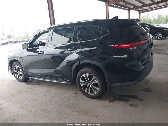 5TDGZRBH3LS521713 Toyota Highlander Xle