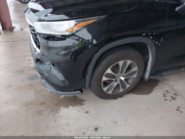 5TDGZRBH3LS521713 Toyota Highlander Xle