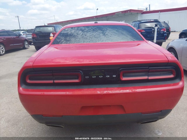 45193479 :رقم المزاد ، 2C3CDZAG9FH822032 vin ، 2015 Dodge Challenger Sxt مزاد بيع