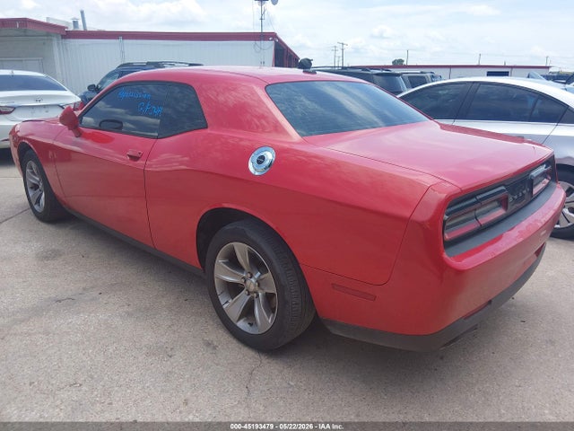 45193479 :رقم المزاد ، 2C3CDZAG9FH822032 vin ، 2015 Dodge Challenger Sxt مزاد بيع