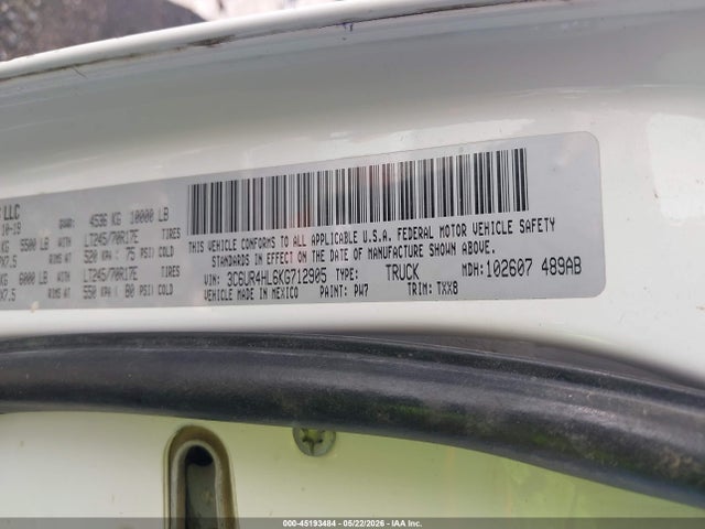 45193484 :رقم المزاد ، 3C6UR4HL6KG712905 vin ، 2019 Ram 2500 Tradesman  4x2 8' Box مزاد بيع