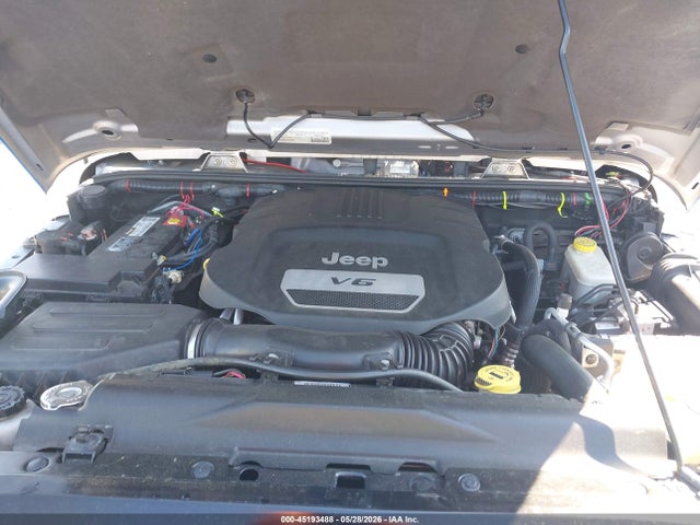 2015 Jeep Wrangler Unlimited Sahara მანქანა იყიდება აუქციონზე, vin: 1C4BJWEG5FL533550, აუქციონის ნომერი: 45193488