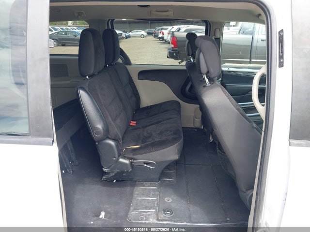 2C4RDGBG9JR296903 Dodge Grand Caravan Se