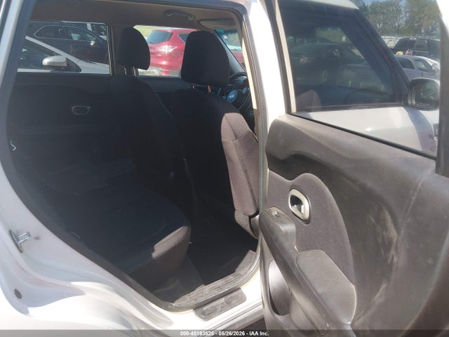 Aukcja sprzedaży 2017 Kia Soul, vin: KNDJN2A21H7438546, numer aukcji: 45193525