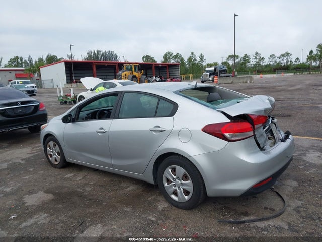 Aukcja sprzedaży 2017 Kia Forte Lx, vin: 3KPFK4A73HE015702, numer aukcji: 45193548