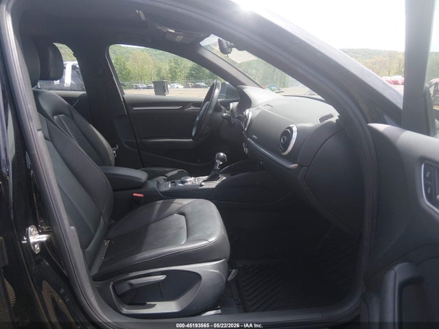 45193565 :رقم المزاد ، WAUB8GFF6G1045807 vin ، 2016 Audi A3 2.0t Premium مزاد بيع