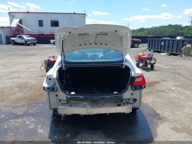 2018 Chevrolet Malibu Lt მანქანა იყიდება აუქციონზე, vin: 1G1ZD5ST2JF133575, აუქციონის ნომერი: 45193644