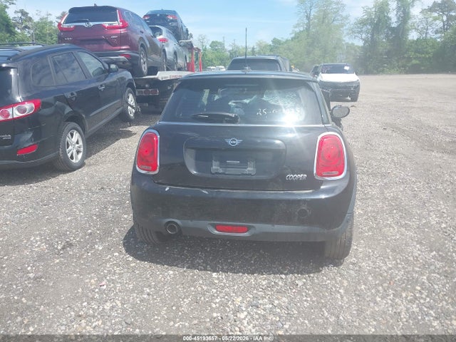 2021 Mini Hardtop Oxford Edition მანქანა იყიდება აუქციონზე, vin: WMWXR3C07M2N13593, აუქციონის ნომერი: 45193657