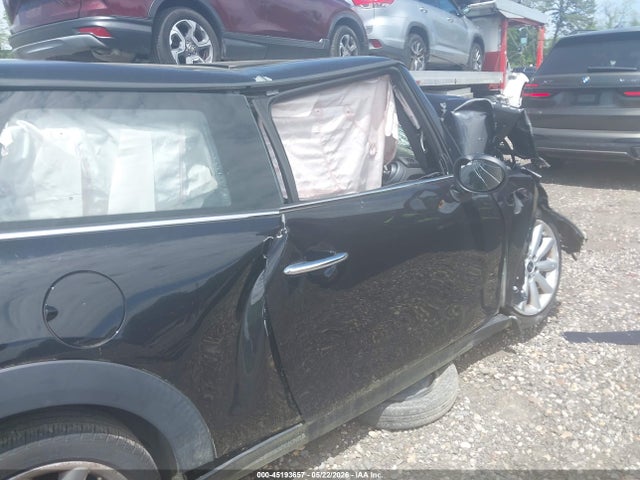 2021 Mini Hardtop Oxford Edition მანქანა იყიდება აუქციონზე, vin: WMWXR3C07M2N13593, აუქციონის ნომერი: 45193657