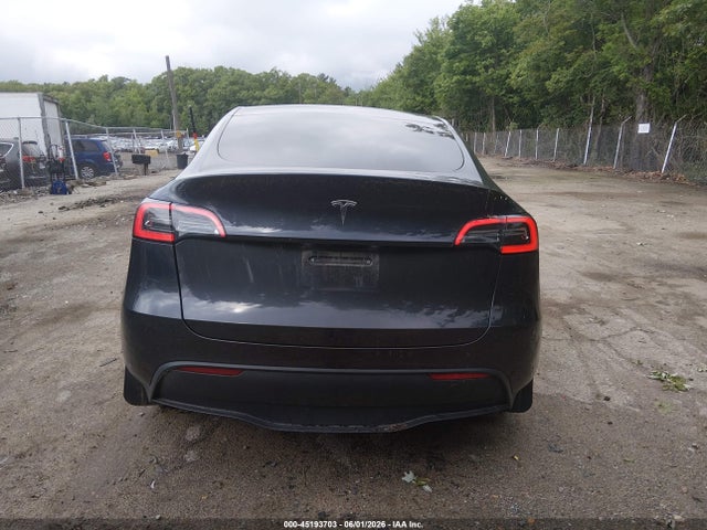45193703 :رقم المزاد ، 7SAYGDED0RF093475 vin ، 2024 Tesla Model Y Long Range Single Motor Rear-wheel Drive/rwd مزاد بيع