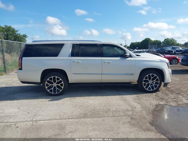 2015 Cadillac Escalade Esv Luxury მანქანა იყიდება აუქციონზე, vin: 1GYS3HKJ2FR146970, აუქციონის ნომერი: 45193705