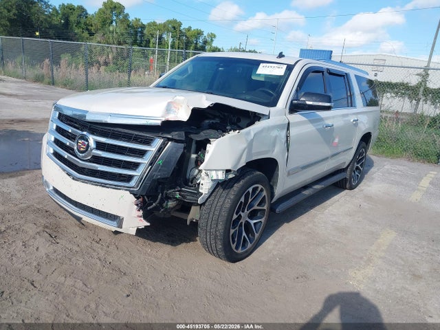 2015 Cadillac Escalade Esv Luxury მანქანა იყიდება აუქციონზე, vin: 1GYS3HKJ2FR146970, აუქციონის ნომერი: 45193705