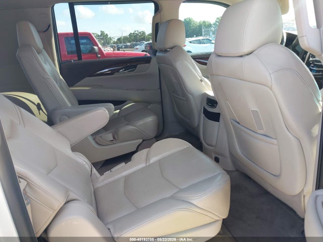 2015 Cadillac Escalade Esv Luxury მანქანა იყიდება აუქციონზე, vin: 1GYS3HKJ2FR146970, აუქციონის ნომერი: 45193705