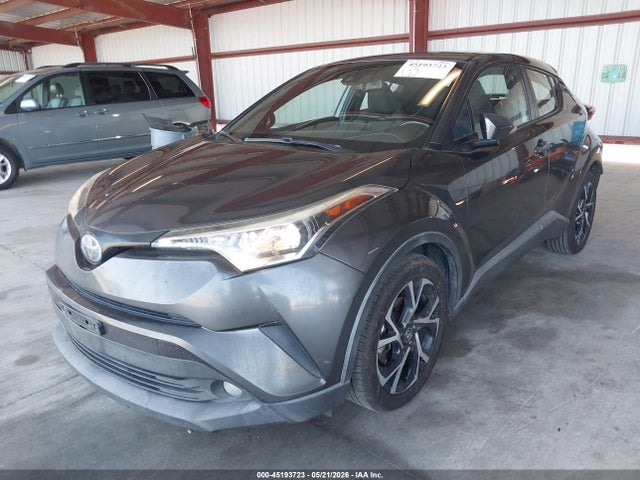 NMTKHMBX6JR047923 Toyota C-hr Xle Premium