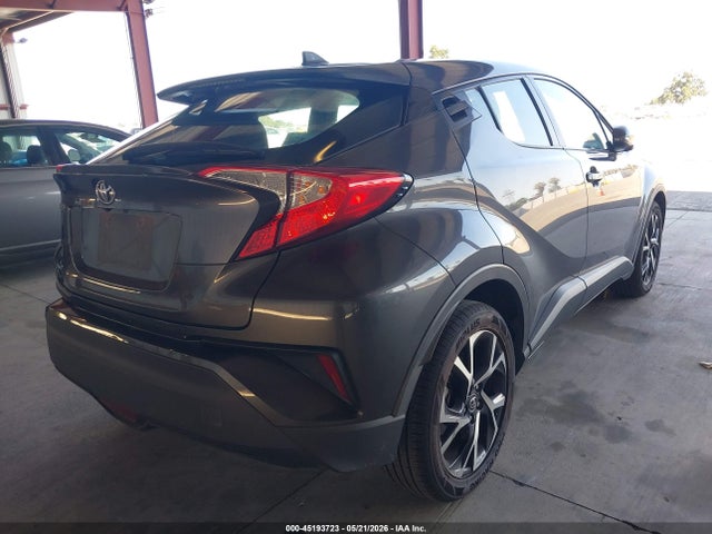 NMTKHMBX6JR047923 Toyota C-hr Xle Premium