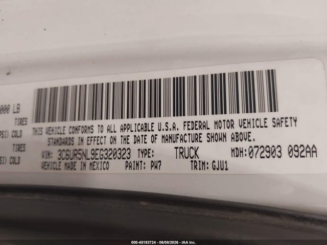 2014 Ram 2500 Laramie მანქანა იყიდება აუქციონზე, vin: 3C6UR5NL9EG320323, აუქციონის ნომერი: 45193724