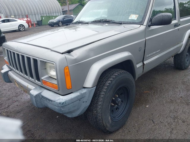 2001 Jeep Cherokee Sport მანქანა იყიდება აუქციონზე, vin: 1J4FF47S01L571814, აუქციონის ნომერი: 45193742