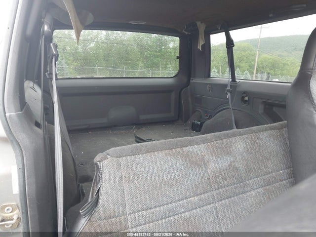 2001 Jeep Cherokee Sport მანქანა იყიდება აუქციონზე, vin: 1J4FF47S01L571814, აუქციონის ნომერი: 45193742