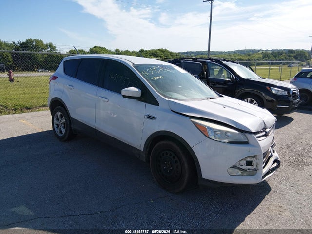2015 Ford Escape Se მანქანა იყიდება აუქციონზე, vin: 1FMCU9GX8FUC28530, აუქციონის ნომერი: 45193757