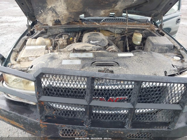 45193799 :رقم المزاد ، 1GTGC13U22F126113 vin ، 2002 Gmc Sierra 1500hd Sle مزاد بيع
