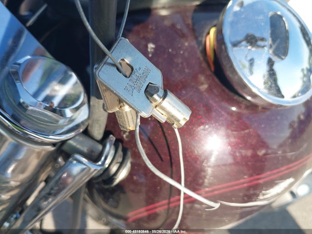 45193846 :رقم المزاد ، 1HD1BWB175Y054720 vin ، 2005 Harley-davidson Flstci مزاد بيع