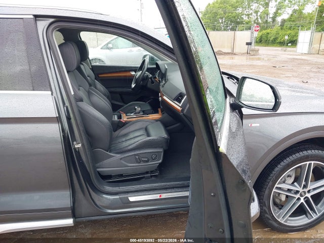 Продажа на аукционе авто 2021 Audi Q5 Prestige 55 Tfsi E Quattro S Tronic, vin: WA1F2AFY4M2061444, номер лота: 45193892