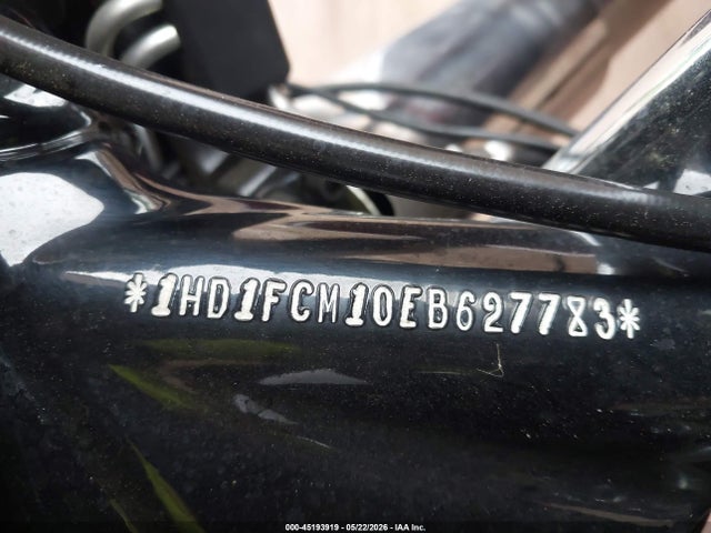 Harley-Davidson Flhtcu Ultra Classic Electra Gld 2014 1HD1FCM10EB627783 Image 10