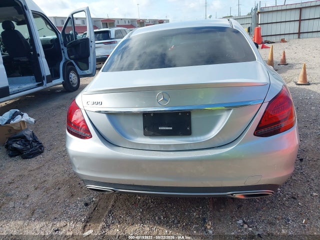 Aukcja sprzedaży 2020 Mercedes-benz C 300, vin: W1KWF8DB6LR575731, numer aukcji: 45193923