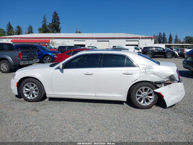 Auction sale of the 2015 Chrysler 300 Limited, vin: 2C3CCAAG5FH853248, lot number: 45193957