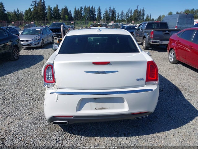 Chrysler 300 Limited 2015 2C3CCAAG5FH853248 Image 16