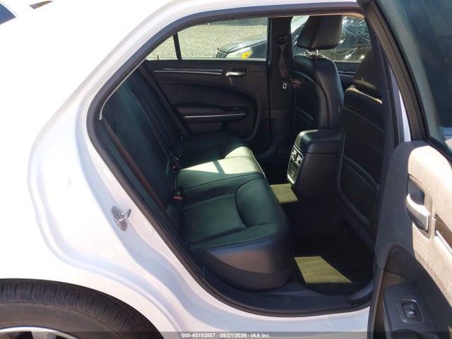Chrysler 300 Limited 2015 2C3CCAAG5FH853248 Image 18