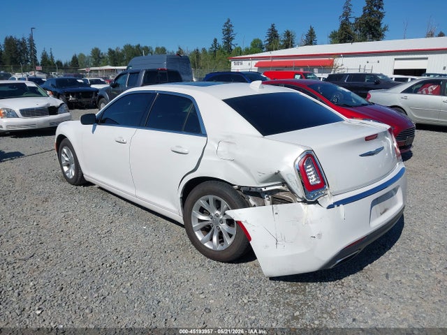 Chrysler 300 Limited 2015 2C3CCAAG5FH853248 Image 3