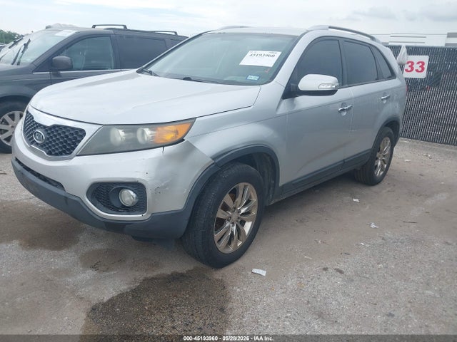 Auction sale of the 2011 Kia Sorento Ex V6, vin: 5XYKU4A20BG045876, lot number: 45193960